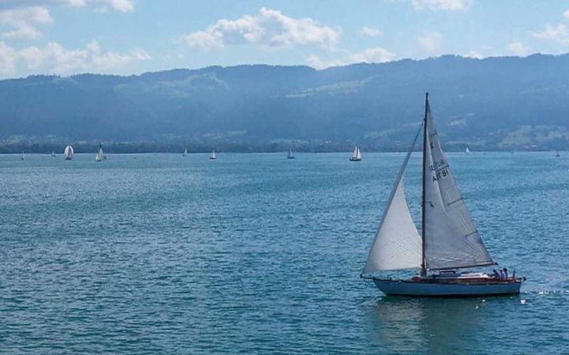 Sowitasgoht VII in Fahrt auf dem Bodensee